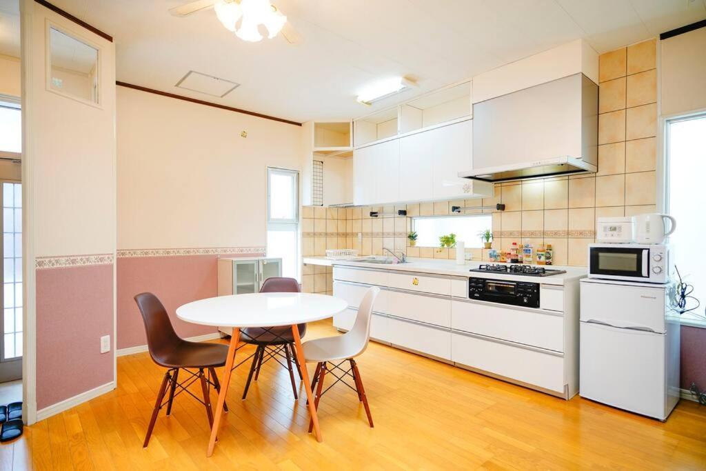 Chatan Seaside Flat Villa Buitenkant foto