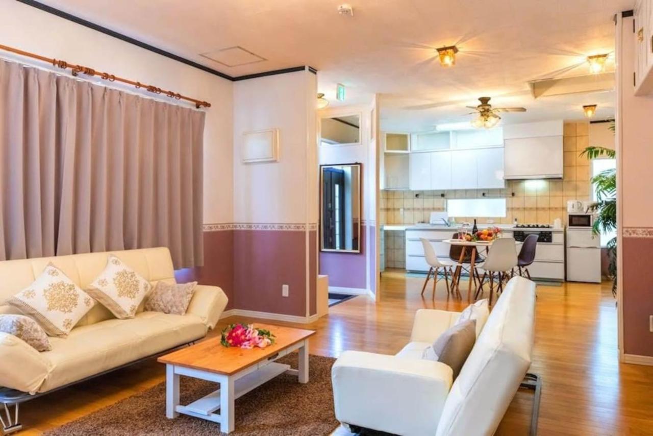 Chatan Seaside Flat Villa Buitenkant foto