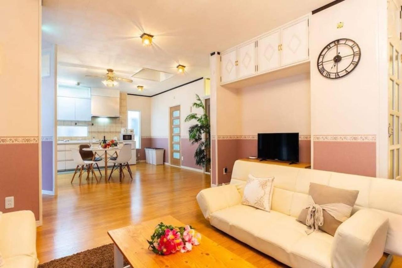 Chatan Seaside Flat Villa Buitenkant foto