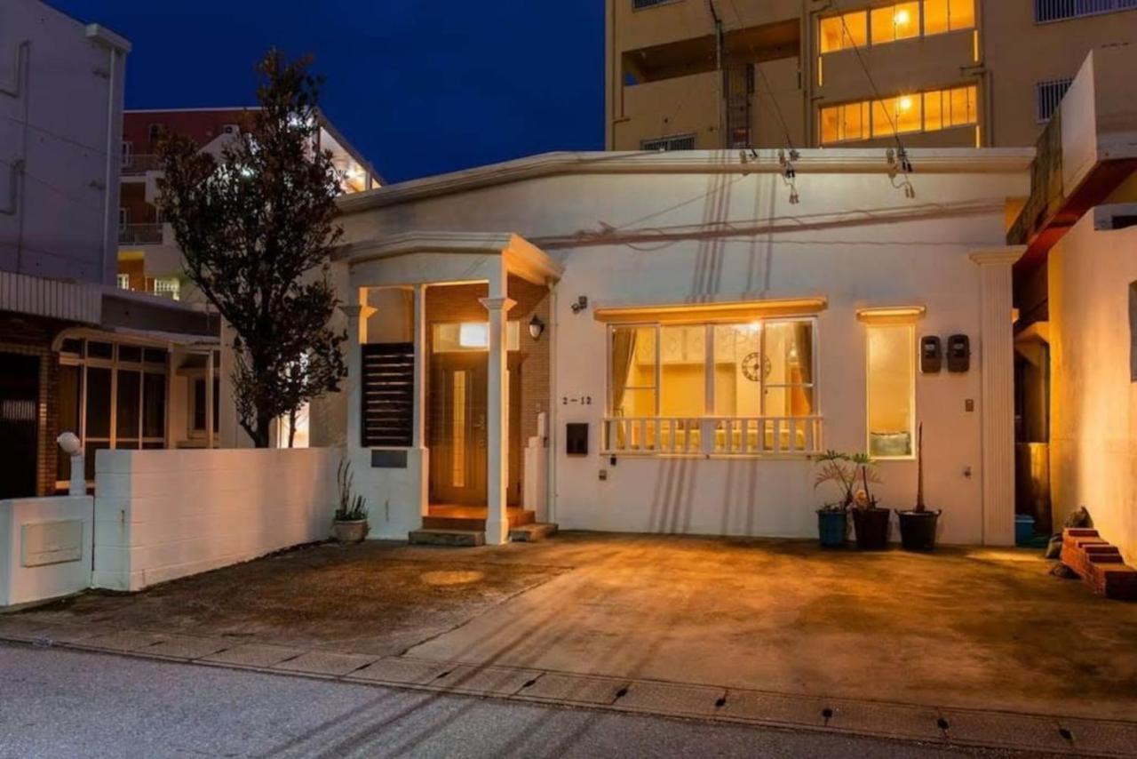 Chatan Seaside Flat Villa Buitenkant foto